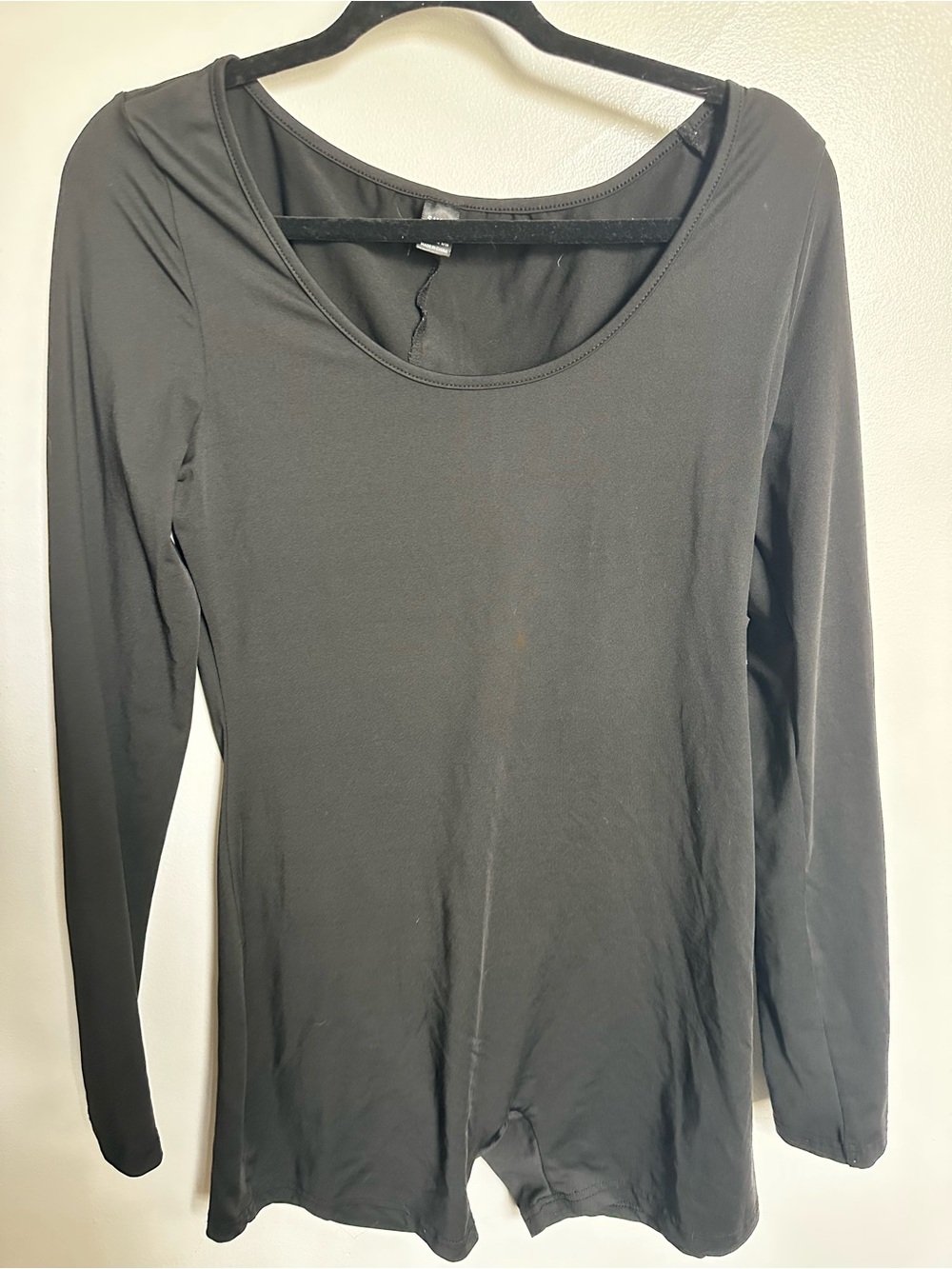 SHEIN Black Long Sleeve Scoop Neck Tee
